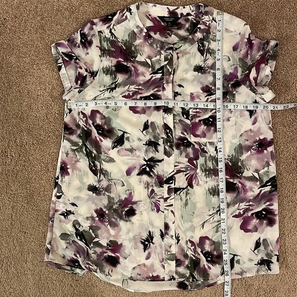 Women’s Simply Vera Wang White with Purple/Black/Green Floral Blouse  Medium - Picture 4 of 6